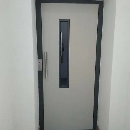 Apartment Bratislava Central アパート ブラチスラヴァ