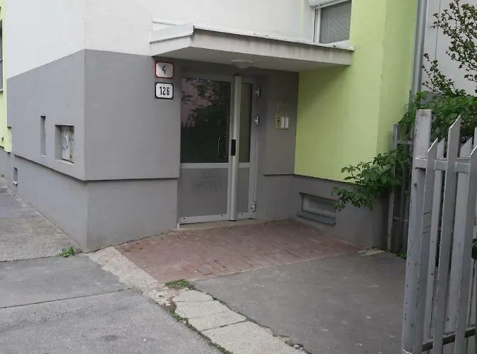 Apartment Bratislava Central * ברטיסלאבה